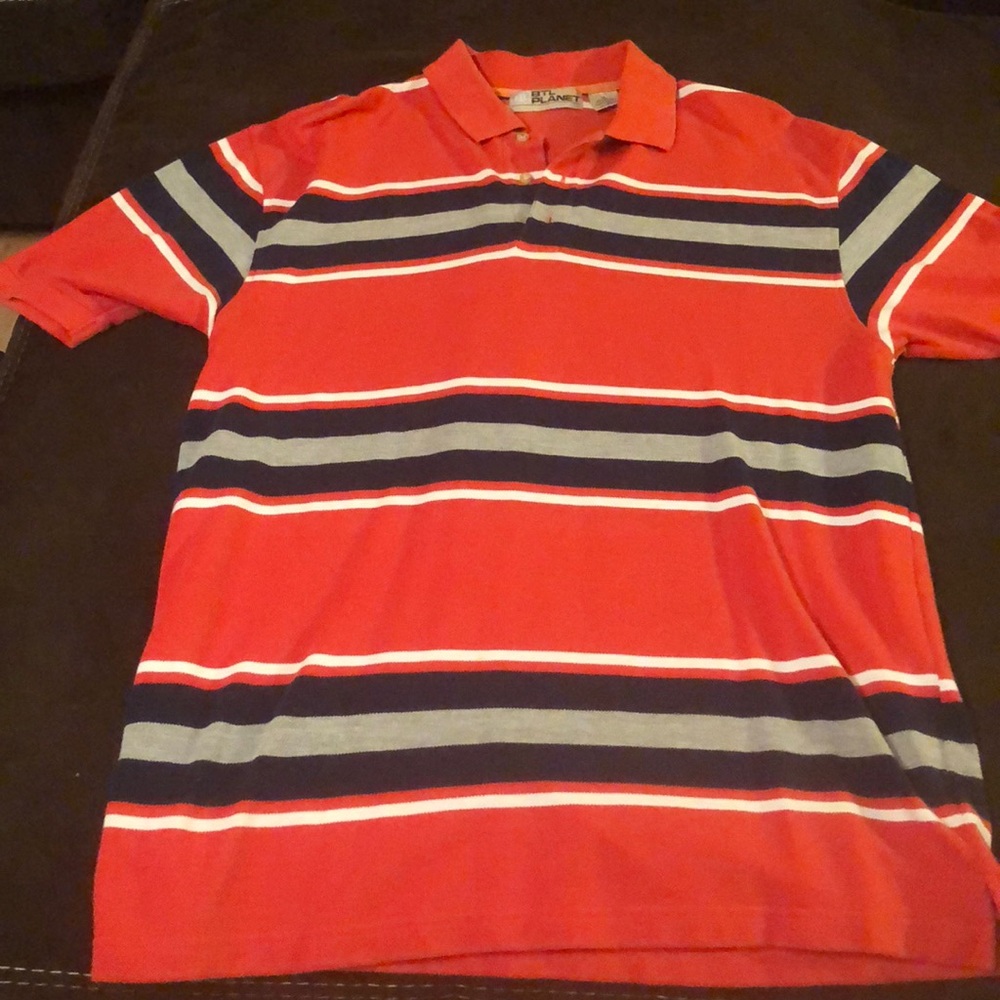 Size xl men’s polo style shirt